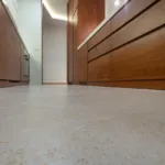 Posa pavimenti in microcemento